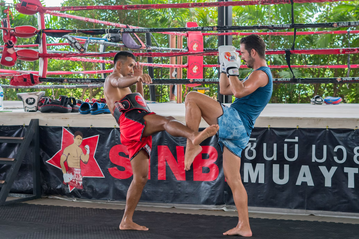 muay-thai-DTV-thai-coach-kick muay thai DTV thai coach kick